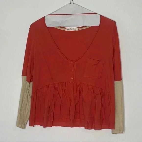 Free People Heart Of Mine Peplum Top sz Large in Camelia Combo Red layered - Picture 3 of 9